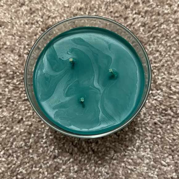 NEW Bath & Body Works Cactus Blossom Candle - Picture 2 of 3
